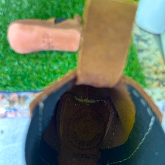 - NEW | Freshly Picked Baby/Toddler Suede
Chelsea Boots size 4 - Picture 11 of 11